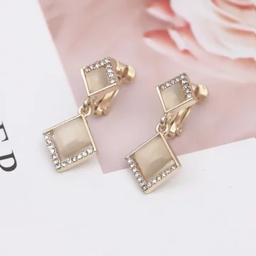 雙菱形晶鑽貓眼石&times;螺旋耳夾