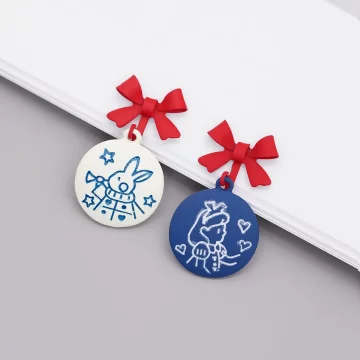 紅領結愛麗絲小兔×不對稱三角耳夾