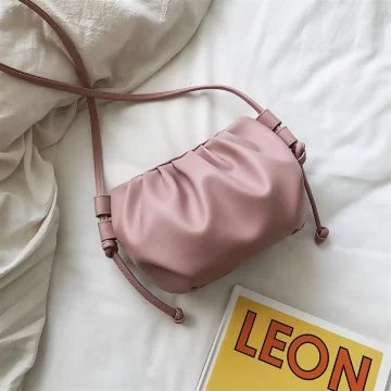 皺摺雲朵小包×皮革細繩斜背包×嫩粉