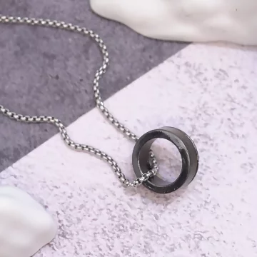 指環&times;中性長項鍊