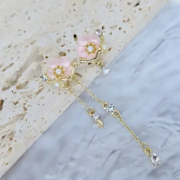 粉櫻落下×不對稱吊墜耳環