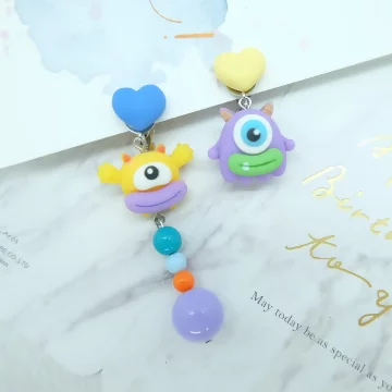 大眼怪獸&times;不對稱三角耳夾