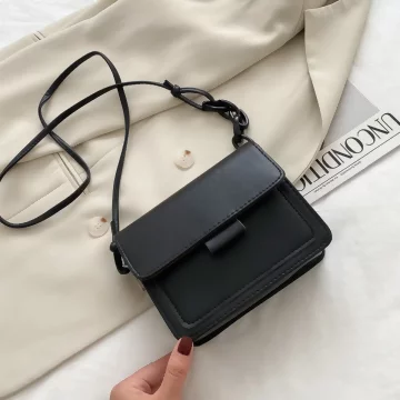 不對稱背帶掀蓋小方包&times;斜背包&times;黑色