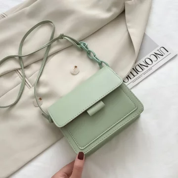 不對稱背帶掀蓋小方包&times;斜背包&times;綠色