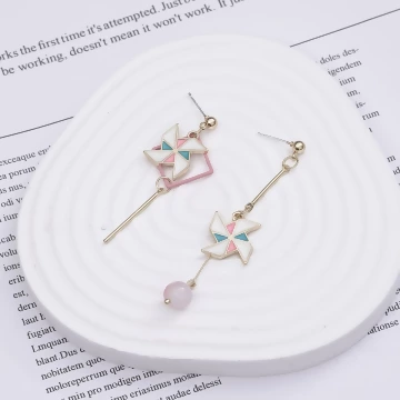 紙風車直桿&times;不對稱吊墜耳環 