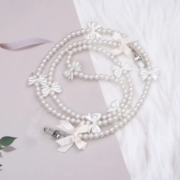 緞帶蝴蝶結珍珠&times;手機斜背雙勾掛繩