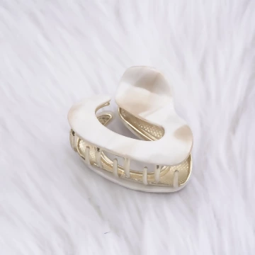 金屬流光×鯊魚夾×白色