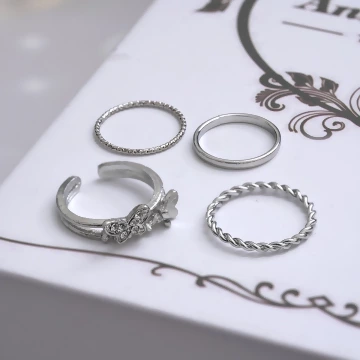 化蝶銀色&times;四套件戒指組