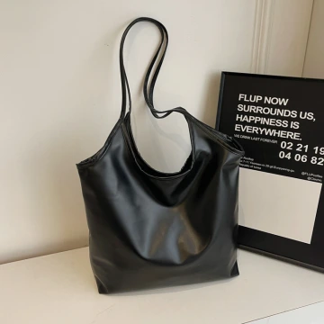 輕便單肩皮革×肩背包×黑色