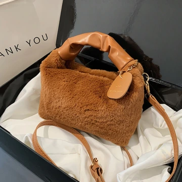 皺折提把毛絨小包方&times;斜背包&times;棕咖