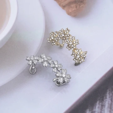 繁花晶鑽&times;單邊U型耳骨夾&times;共二色
