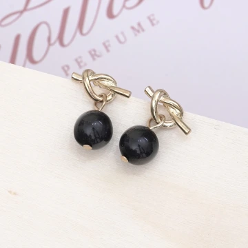 打結黑圓珠×吊墜耳環