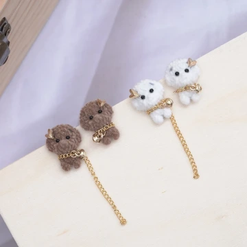 貴賓狗絨毛&times;吊墜耳環&times;共二色