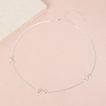 三蝴蝶結&times;扁形蛇骨&times;鎖骨項鍊