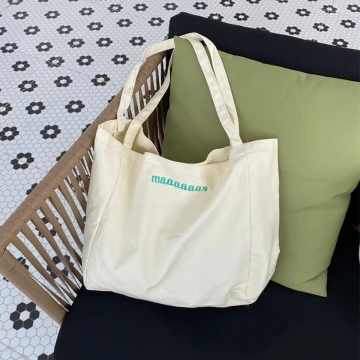 多巴氨字母大容量×肩背包×白色