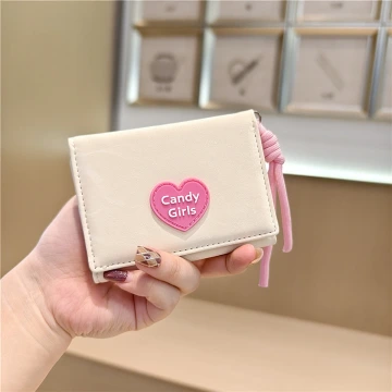 糖果甜心皺面皮革&times;三折短皮夾&times;米白