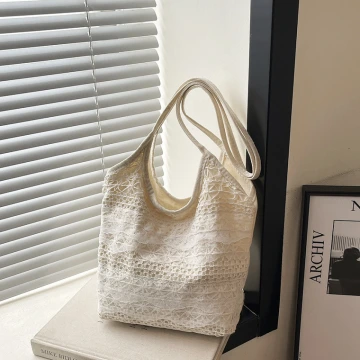 純白氣質蕾絲&times;肩背包