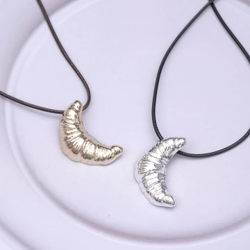 可頌牛角麵包&times;蠟繩&times;可調節長項鍊&times;共二色