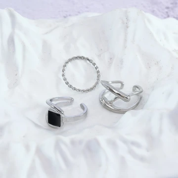 黑方框幾何線條&times;三套件戒指組