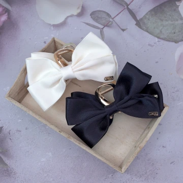 雙面緞帶蝴蝶結&times;鯊魚夾&times;共二色