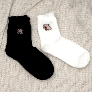 卡皮巴拉毛襪&times;中筒襪&times;二雙套件襪子組&times;黑白