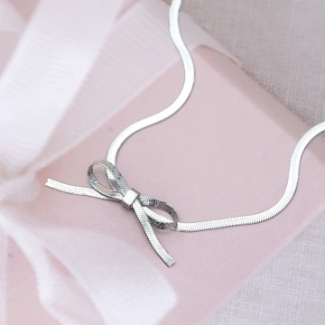 316鋼飾&times;扁平蛇骨蝴蝶結&times;項鍊&times;銀色
