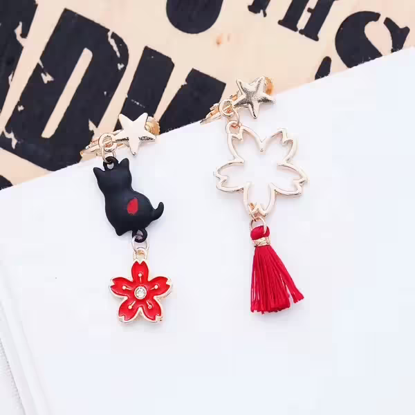 黑貓紅櫻流蘇×不對稱螺旋耳夾