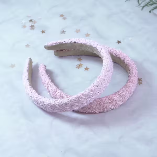 素面粉紅毛呢×髮箍×共二色