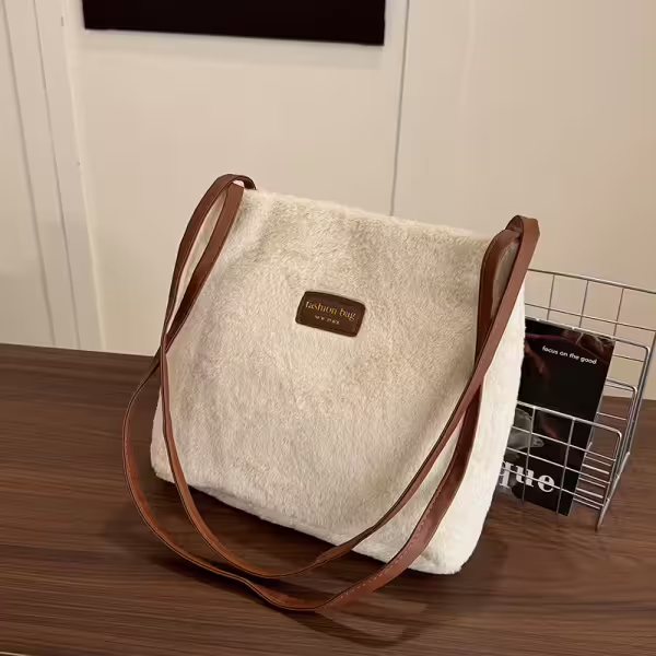 絨毛長方包&times;肩背包&times;米白