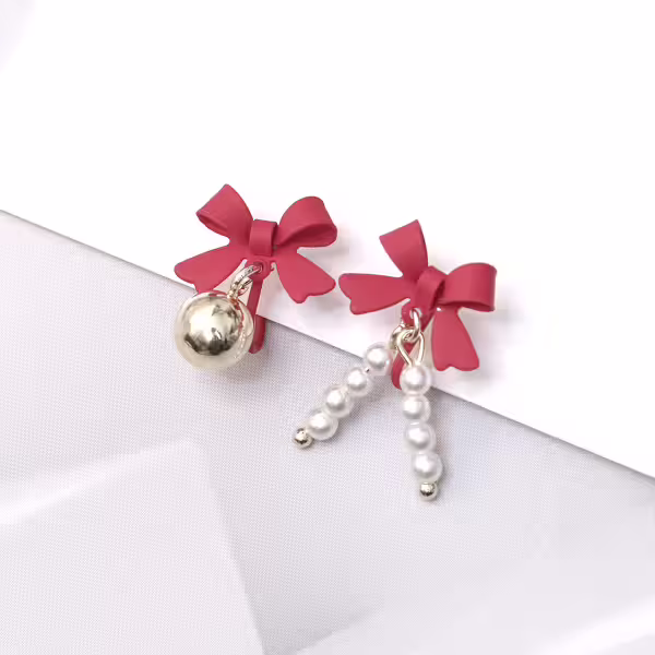 蝴蝶結鈴鐺珍珠串&times;不對稱蚊香盤U型耳夾
