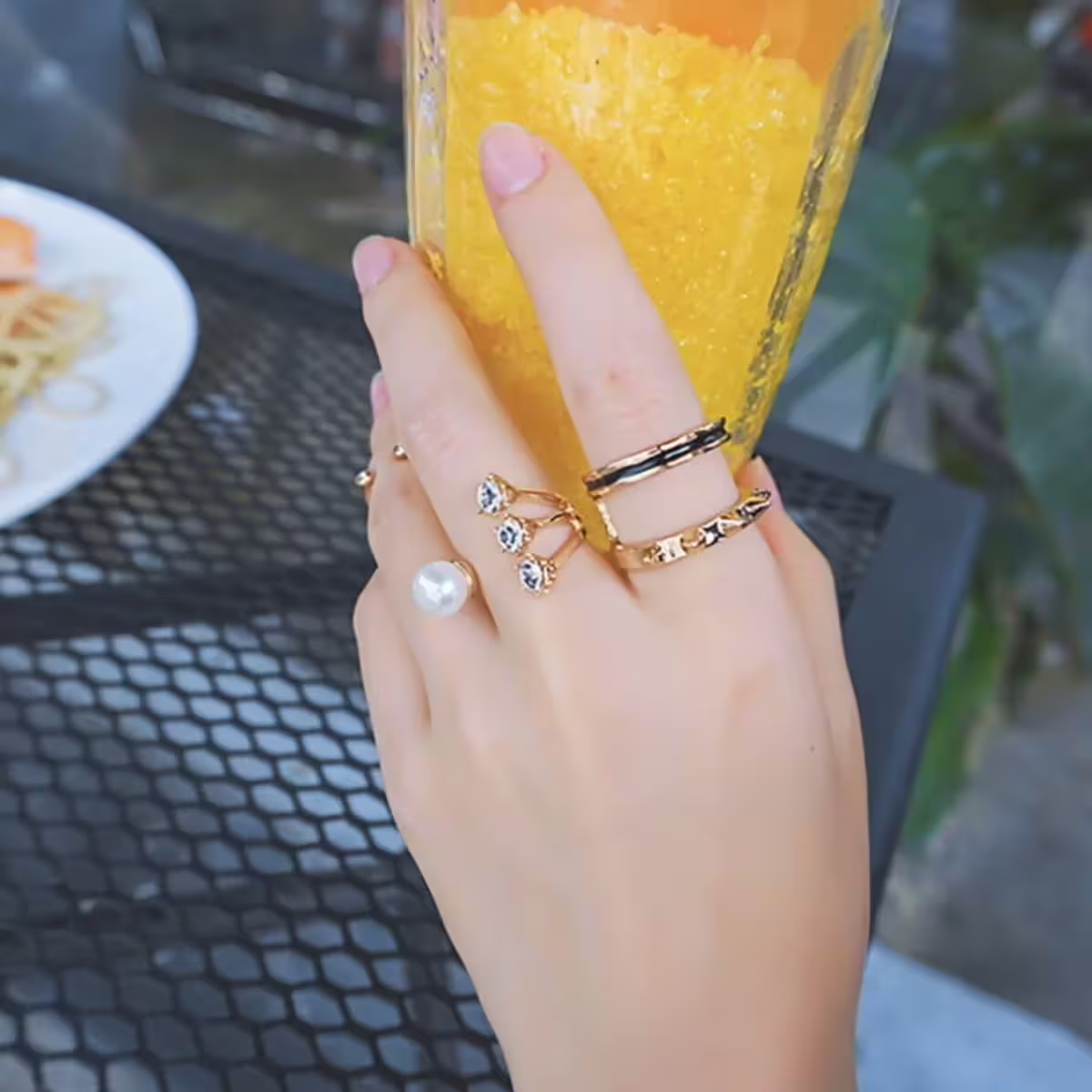 晶鑽鉚釘個性黑線&times;三套件開口戒指-第2張