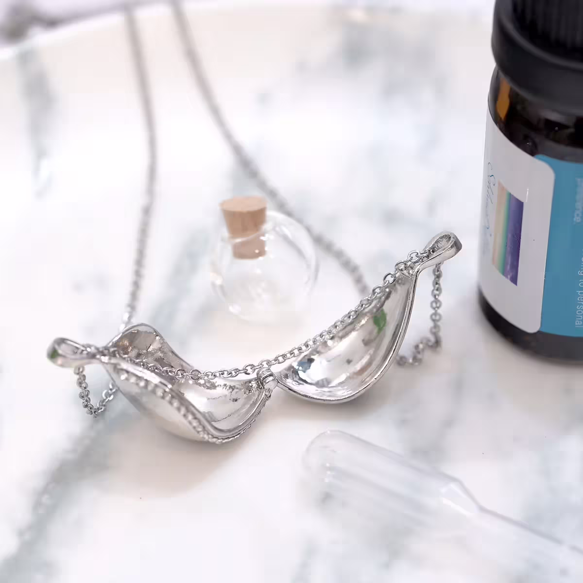 天使之淚&times;薰香玻璃寶瓶&times;鎖骨項鍊-第3張