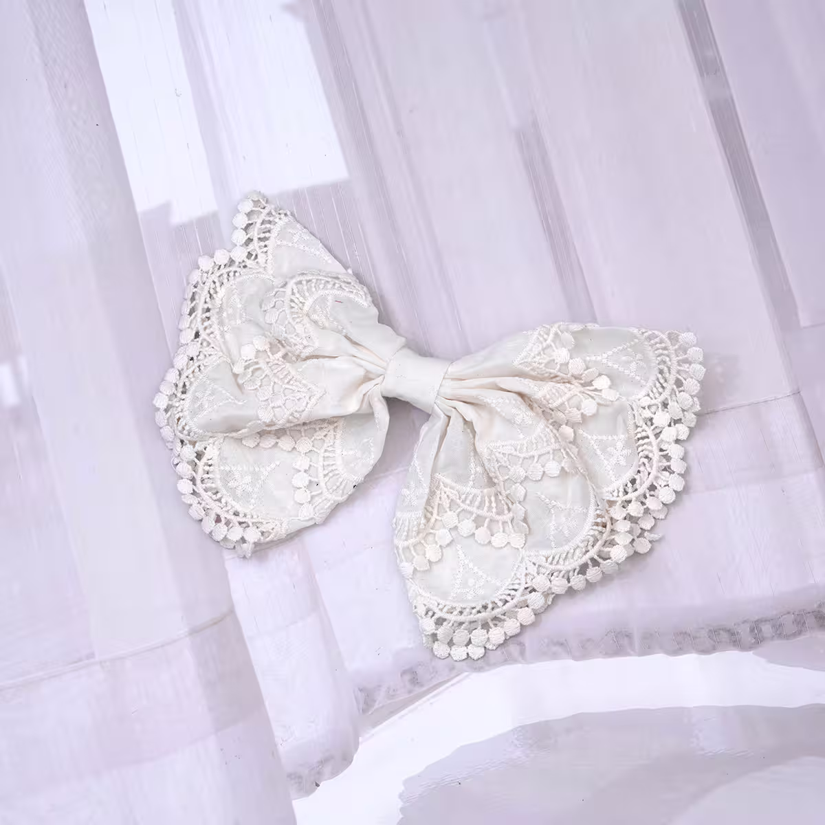 白蕾絲刺繡蝴蝶結×蝴蝶夾×髮夾-第1張