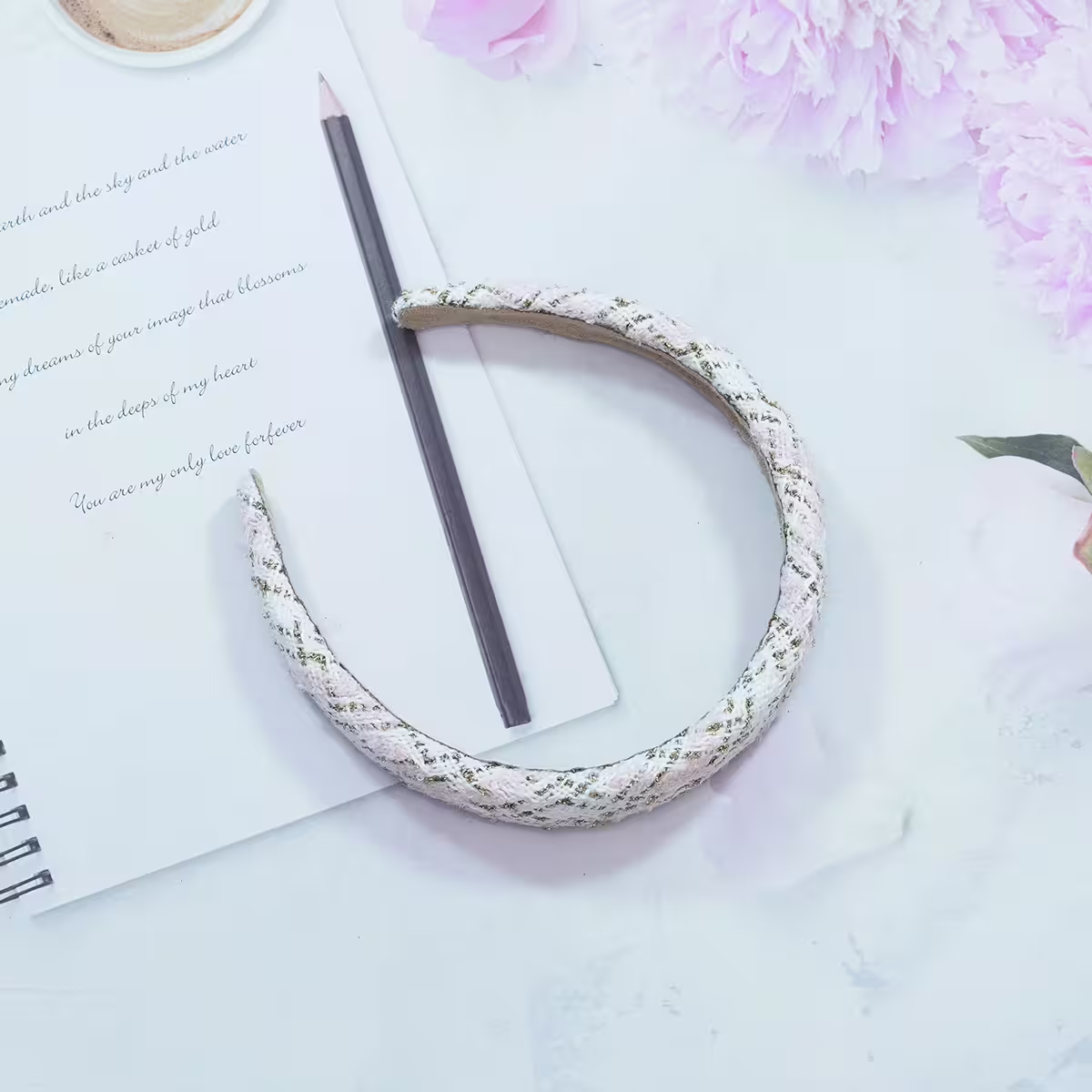 白底粉嫩小香風毛呢×髮箍-第4張