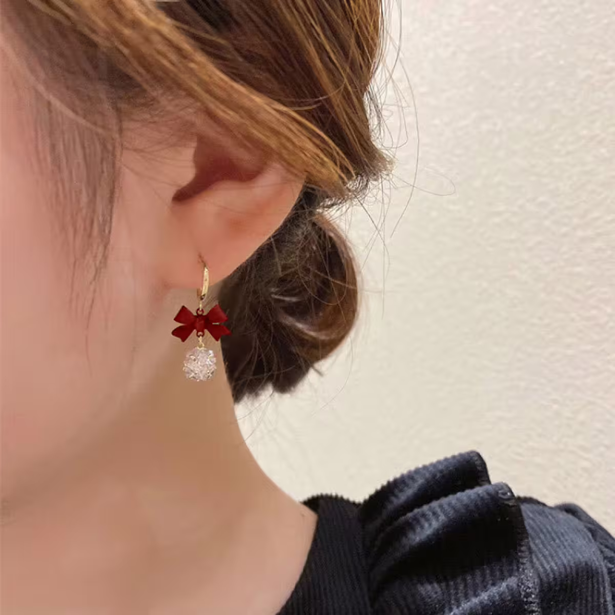 紅領結C字輕奢晶鑽球×蚊香盤U型耳夾×紅色-第5張