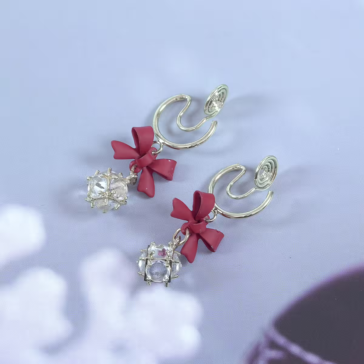 紅領結C字輕奢晶鑽球×蚊香盤U型耳夾×紅色-第2張