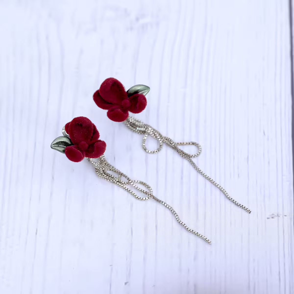 紅絲絨梔子花鍊條×後掛式吊墜耳環-第2張