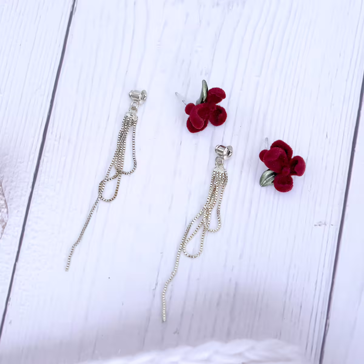紅絲絨梔子花鍊條×後掛式吊墜耳環-第3張