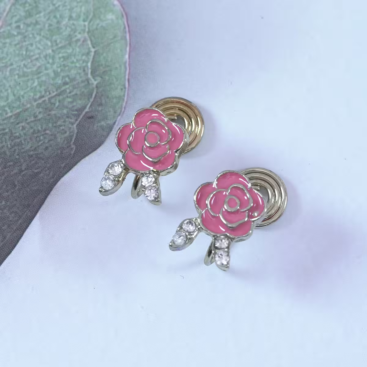 薔薇之名&times;蚊香盤U型耳夾-第1張