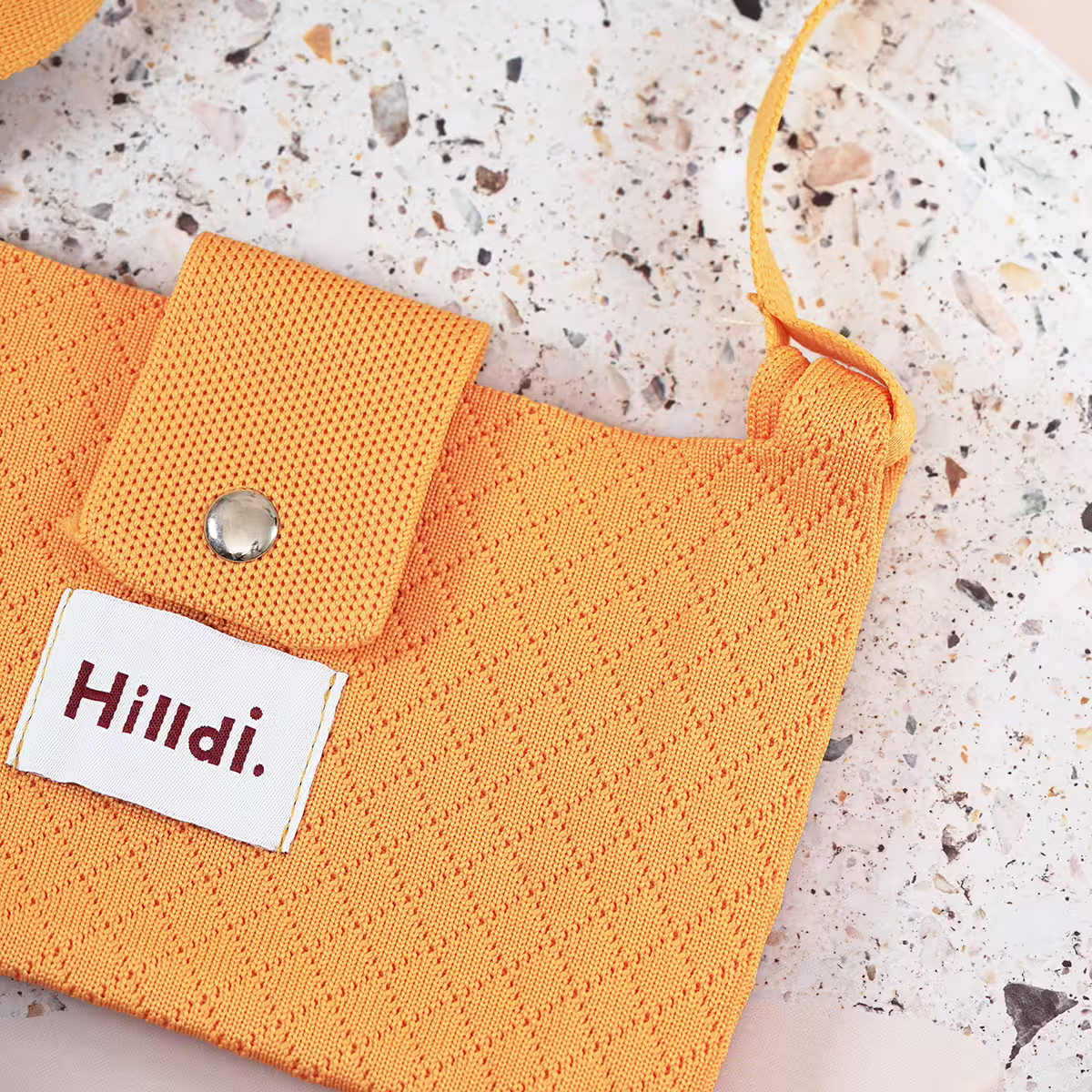 快樂多巴胺×單色針織×斜背包×黃色-第3張