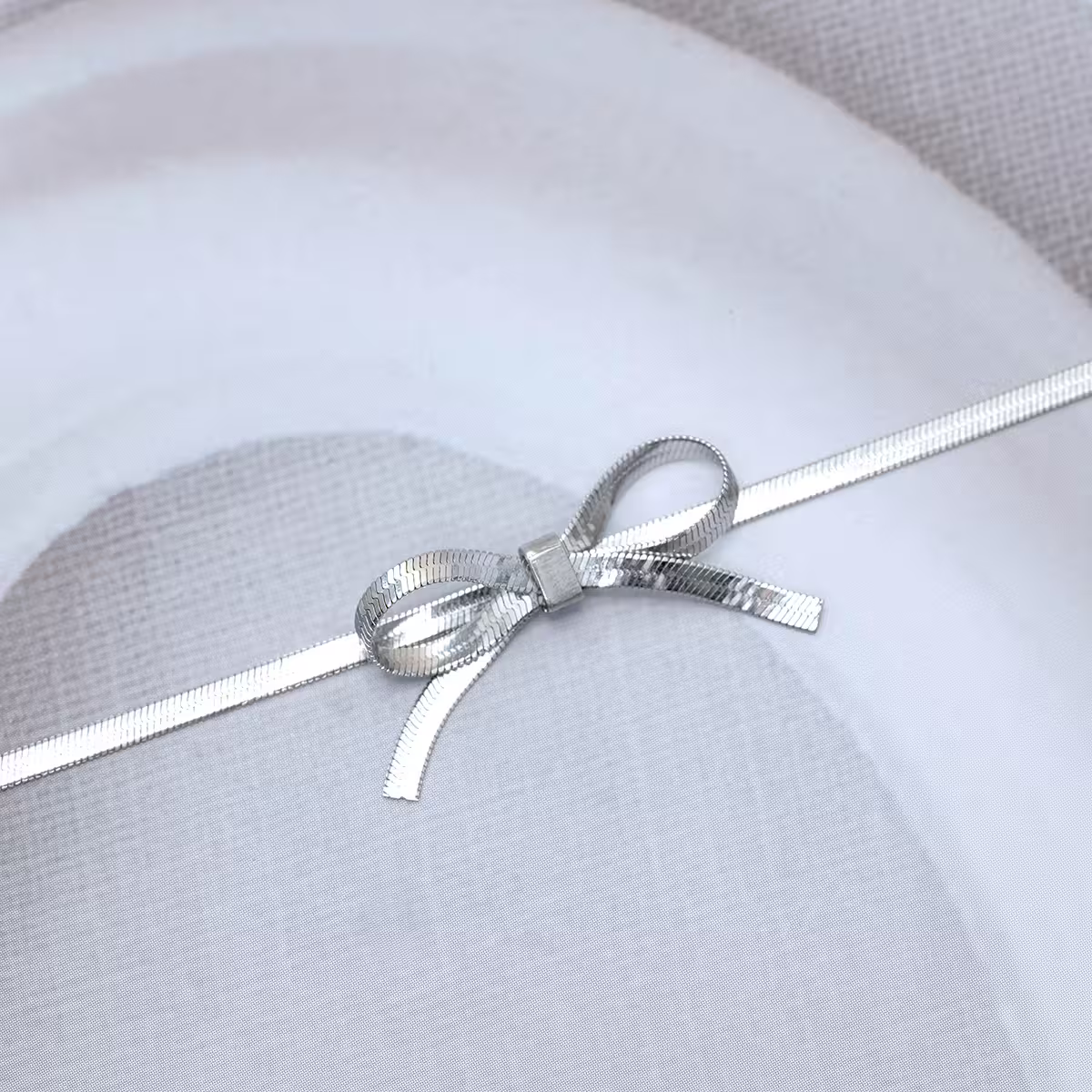 316鋼飾&times;扁平蛇骨蝴蝶結&times;手鍊&times;銀色-第2張