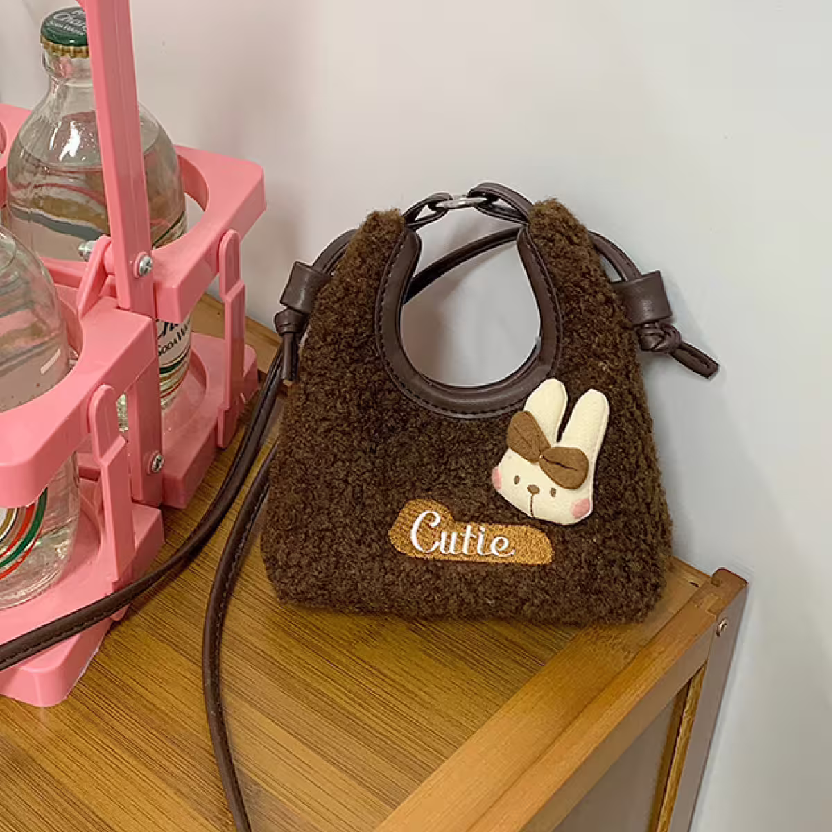 Cutie小兔羊羔捲毛&times;斜背包&times;棕咖-第2張