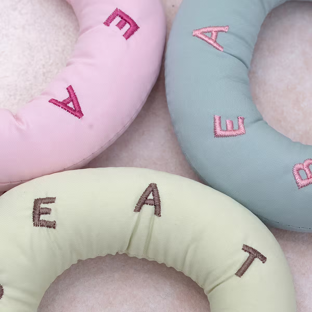 多巴胺澎澎棉字母&times;手機腕帶掛繩&times;藍色-第5張