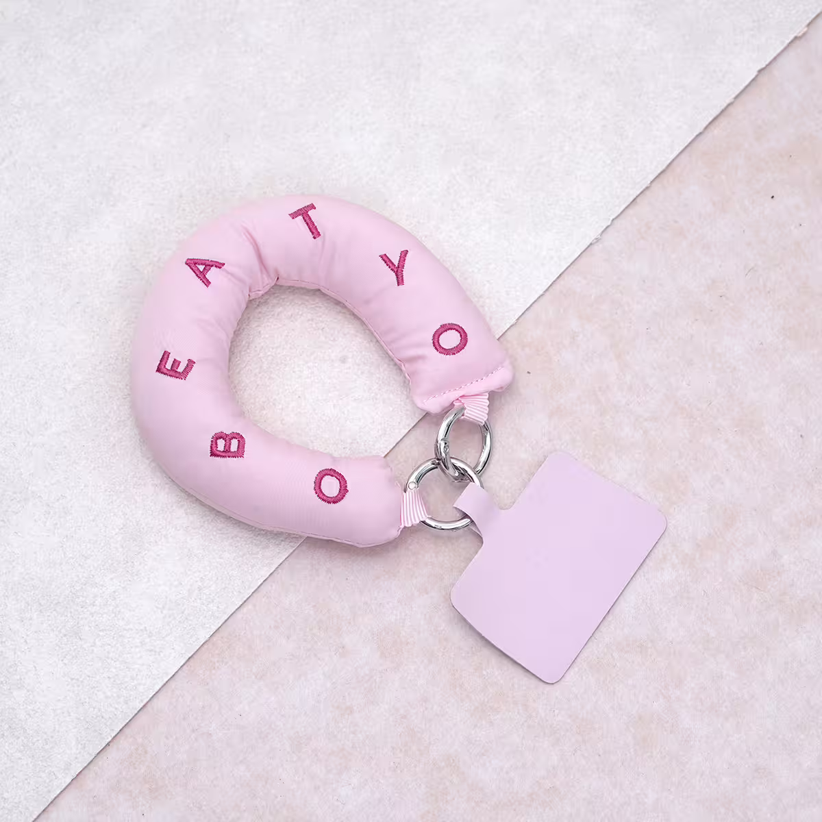 多巴胺澎澎棉字母&times;手機腕帶掛繩&times;粉紅-第1張