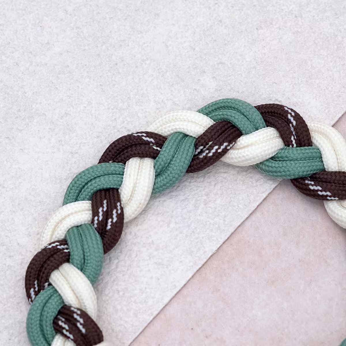 三色麻花辮&times;手機腕帶掛繩&times;綠咖白-第4張