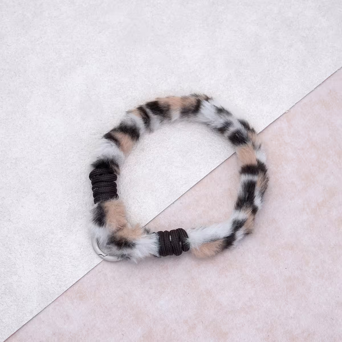 細款毛絨豹紋&times;手機腕帶掛繩&times;棕咖-第3張