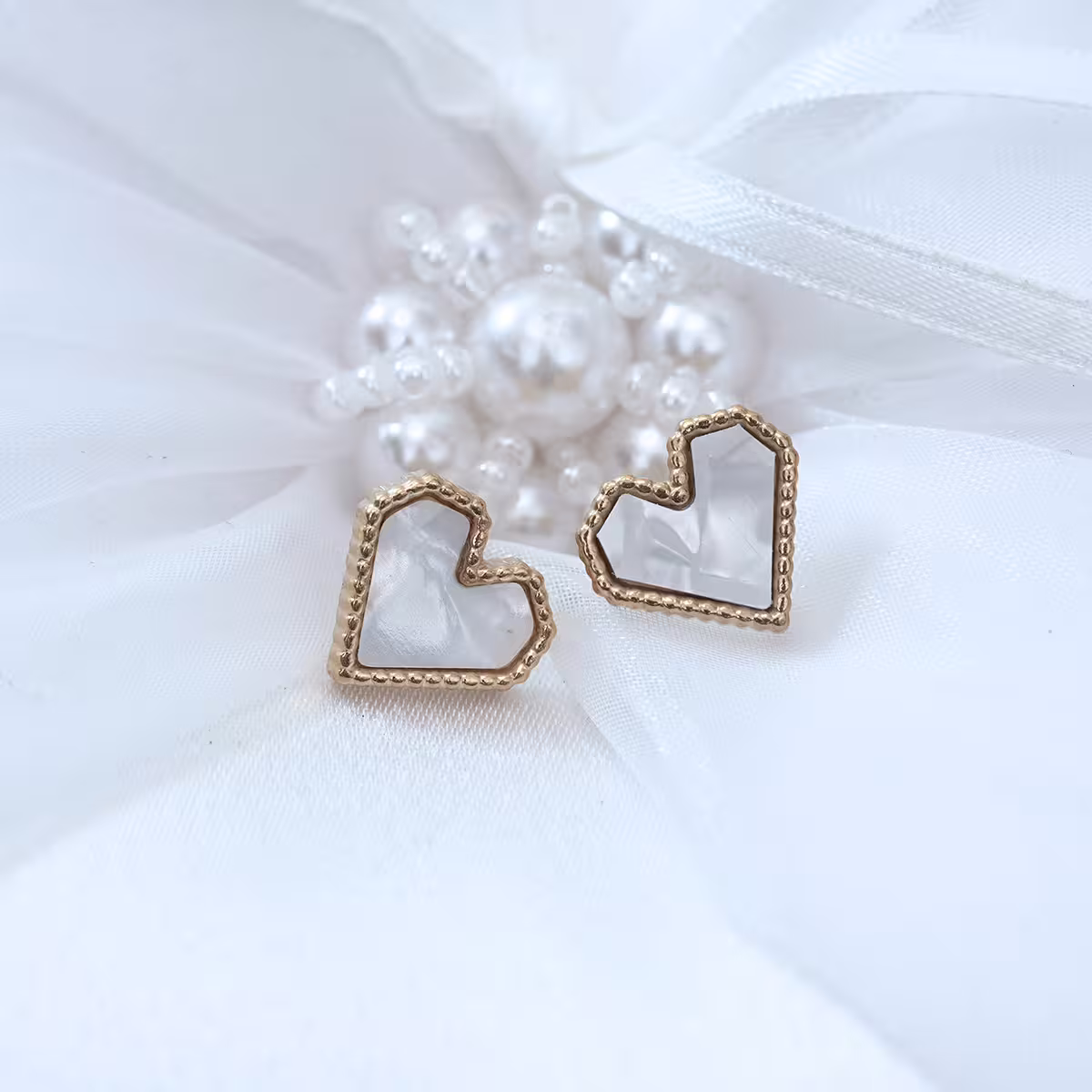 鋼飾&times;折紙愛心貝紋&times;耳釘&times;共二色-第3張