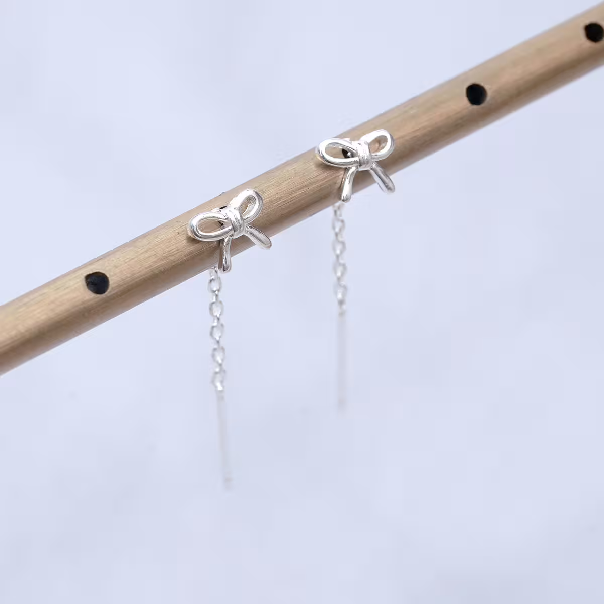 925銀針&times;蝴蝶結線條&times;耳線-第1張