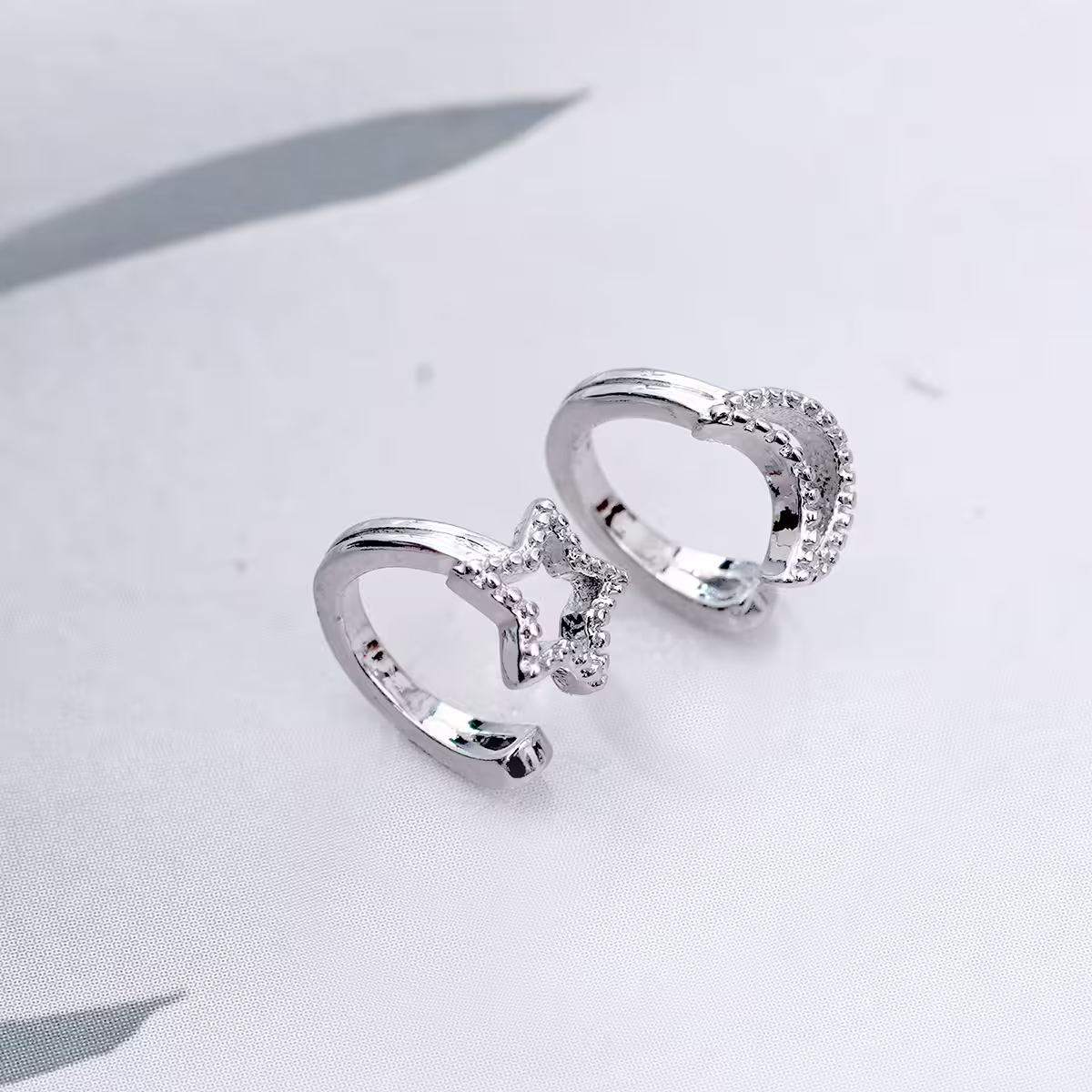 星與月&times;U型耳骨夾-第3張