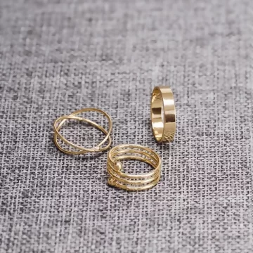 交叉繞圈圈×六套件戒指組×金.avif